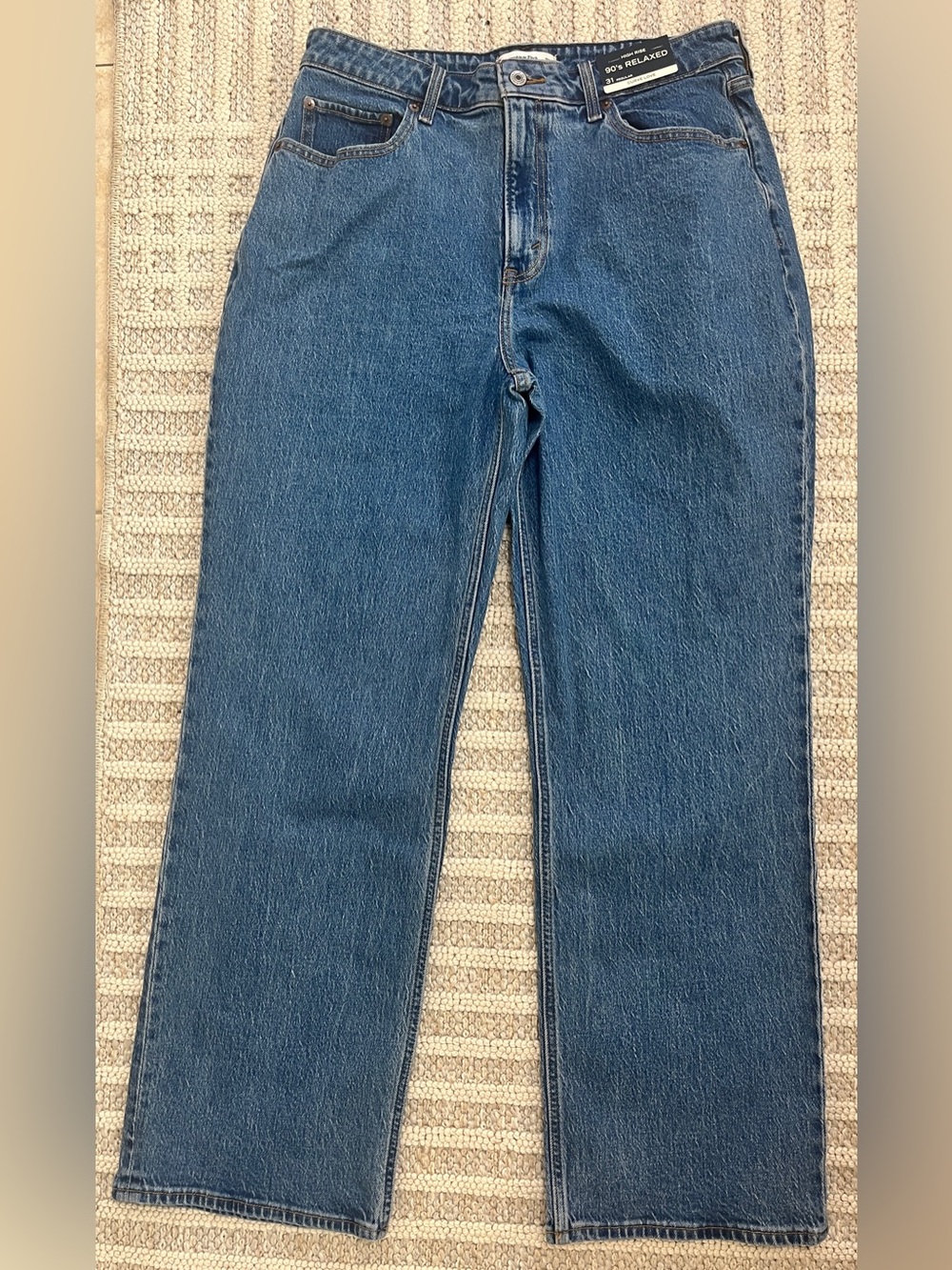 NWT - Abercrombie 90’s Relaxed fit high rise jeans - 31 regular curve love